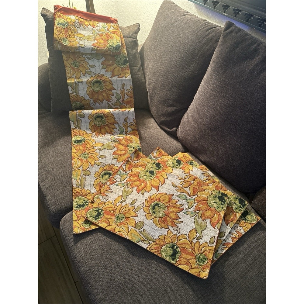 Tapestry Table Runner, +4 placemats 13"x72", SUNFLOWERS